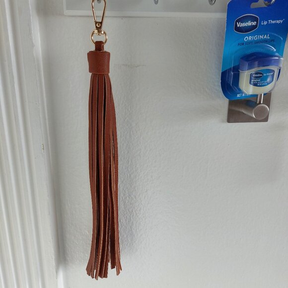Leather Tassel Handbag Charm Clip On Accessory Nice Bag Charm - Picture 1 of 3